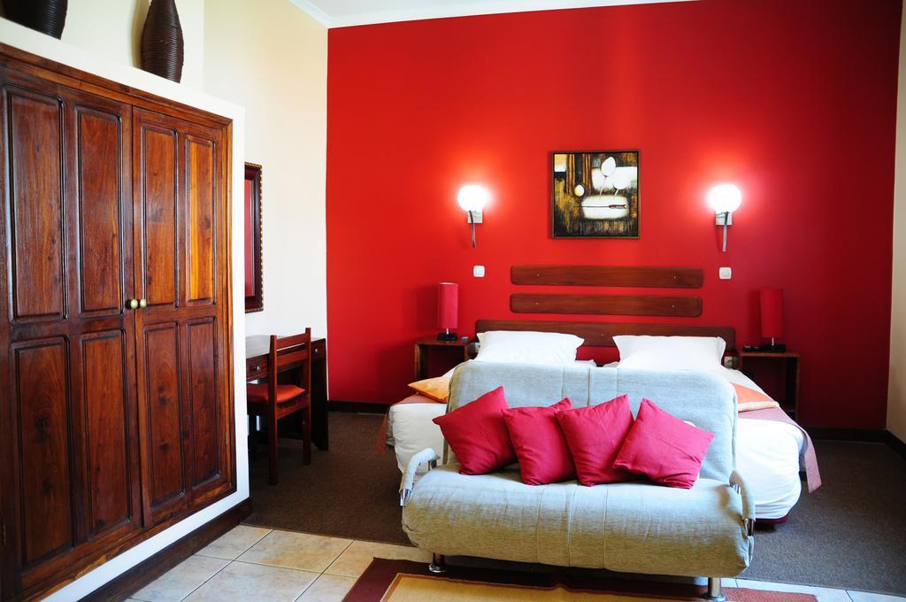 Palmeiras Guest House Maputo Exterior photo